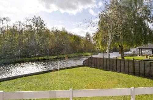 Horning Casa | Silver Birches-Af46