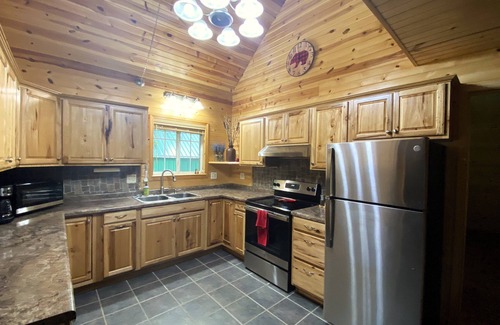 Athelstane Cabina | Silver Cliff Lodge - Welcome to your Adventure! Hunt Fish Ride Paddle