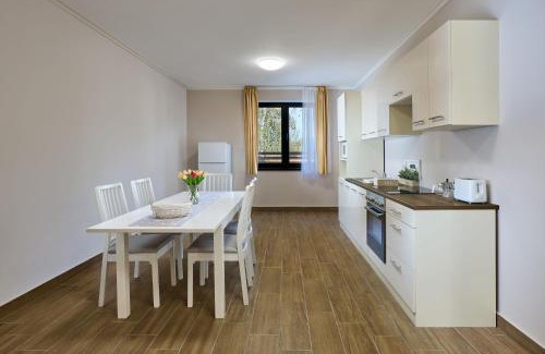 Mariapocs Casa | Silver Cottage