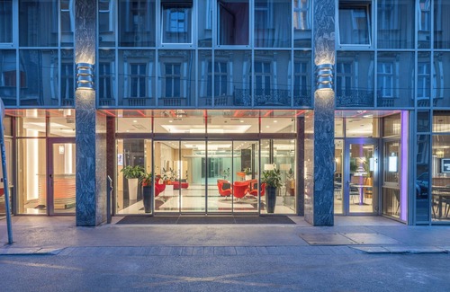 Palace District Apartamento | Silver Crown Hotel & Residence