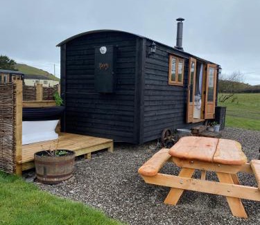 Chancery Otro | Silver Fern Glamping