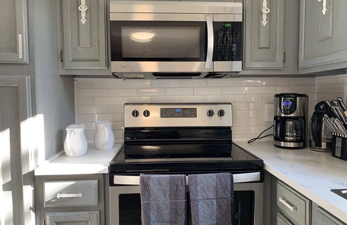 Bushkill Casa | Silver Water Water Front SsMook Lux Pocono Home, TINA CALIENTE, SIERRA CREEK FRONT