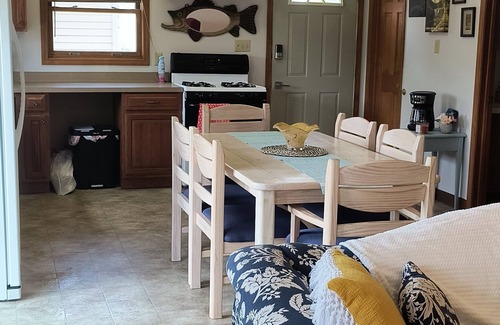 Perry Casa | Silver Lake, NY - Lakeside Retreat: 2025 Fall Dates Available!!!