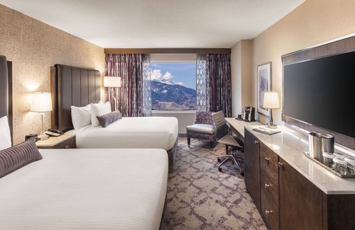 Downtown Reno Hotel | Silver Legacy Resort Casino at THE ROW