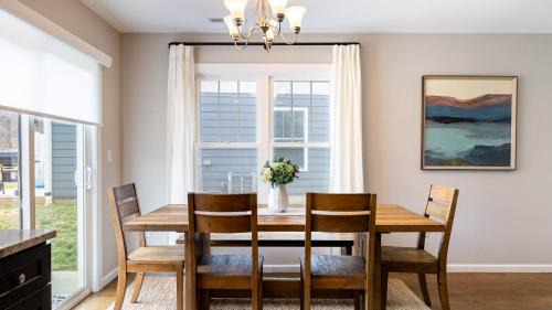 Asheville Casa | Silver Maple by AvantStay Modern Stylish Haven