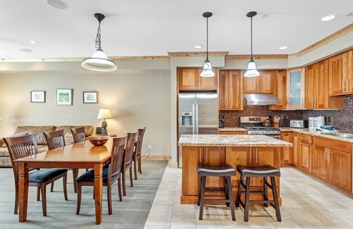 Bear Valley Condominio | Silver Mountain Condo 202 by Bear Valley Vacation Rentals