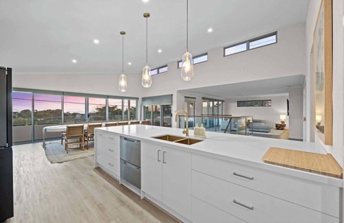 Silver Sands Casa | Silver Sands Sanctuary - 6BR Beachside Luxury