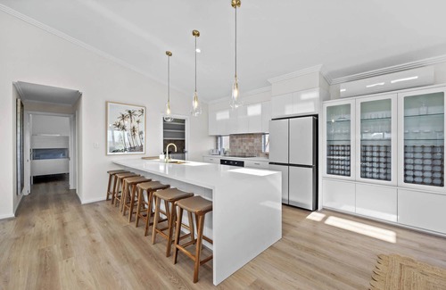 Silver Sands Casa | Silver Sands Sanctuary - 6BR Beachside Luxury