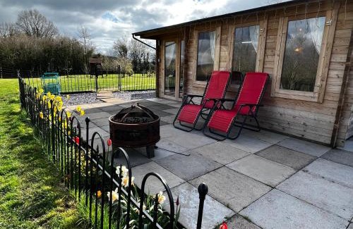 Monmouth Chalet De Esquí | Silver Springs Farm Lodge