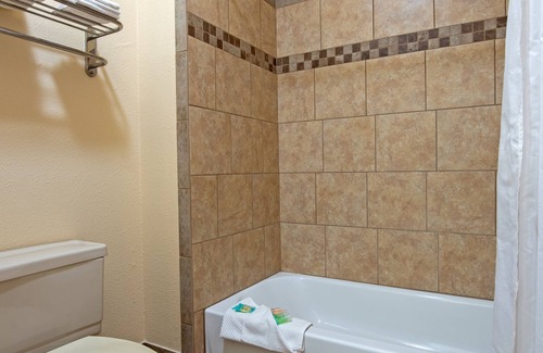 Glenwood Springs Hotel | Silver Spruce Inn