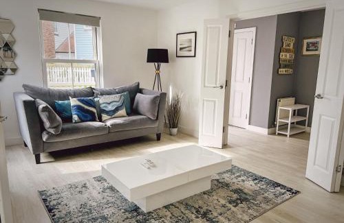 Camber Casa | Silver Stone