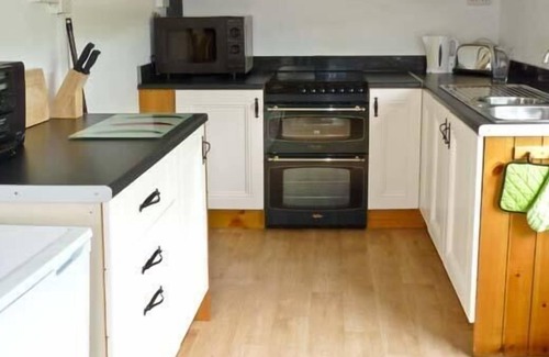 Coolbeg Cross Cabaña | SILVER STRAND COTTAGE, pet friendly in Wicklow Town, County Wicklow