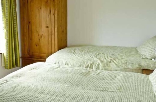 Coolbeg Cross Cabaña | SILVER STRAND COTTAGE, pet friendly in Wicklow Town, County Wicklow