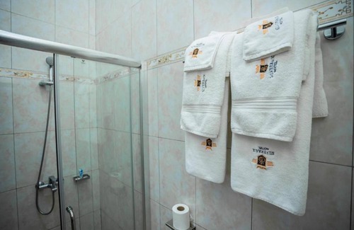 Mbarara Hotel | Silverback Hotel