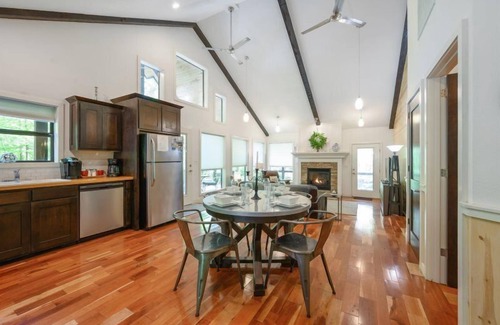 Broken Bow Cabina | Alojamiento de 2 habitaciones en Broken Bow