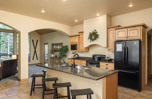 Valley of the Sun Chalet De Esquí | Silverheels Lodge🏔Luxury Mountain Chalet🍃25 Acres🌲Double Garage🚙Hot Tub♨️