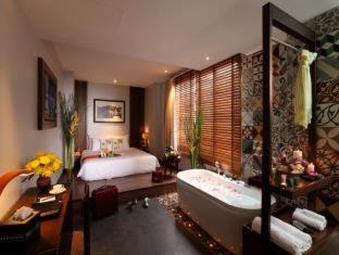 Ben Nghe Hotel | Silverland Sakyo Hotel