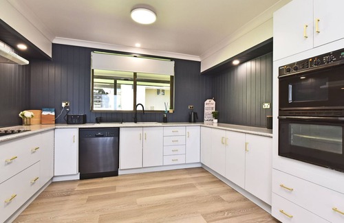 Silverwater Casa | Silverwater Serenity Shores Absolute Waterfront On The Lake