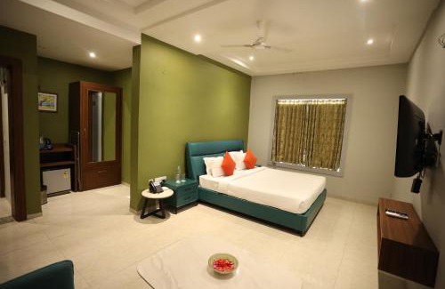 Rau Complejo | Simcha Island, Indore