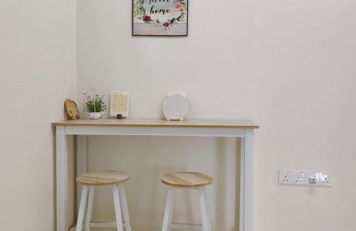 Gua Casa | Simee 2 pax Room Stay