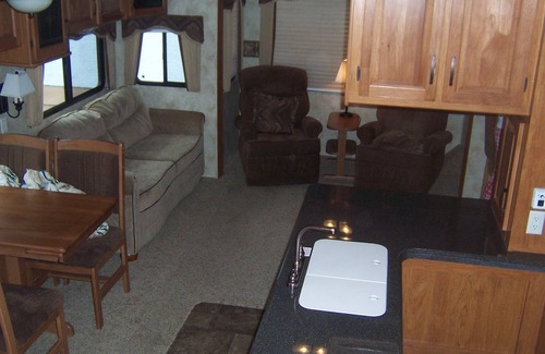 Okanagan-Similkameen Casa | Similkameen River View 5th wheel