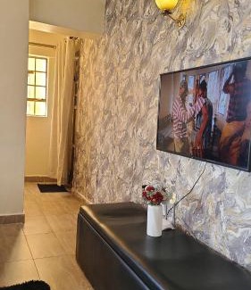 Nairobi Apartamento | Simmon-Opposite Garden city mall,near safari park