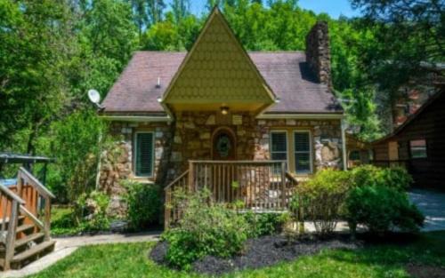Gatlinburg Villa | Simones Cottage