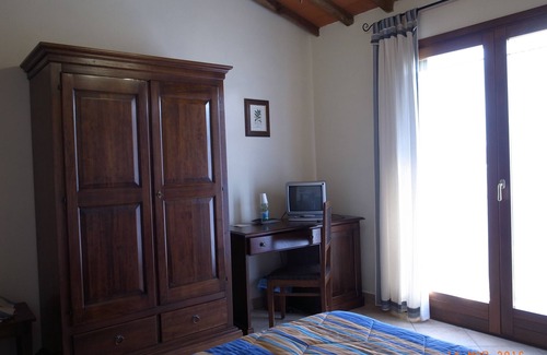 Fornole Otro | Habitación sencilla y bonita.
