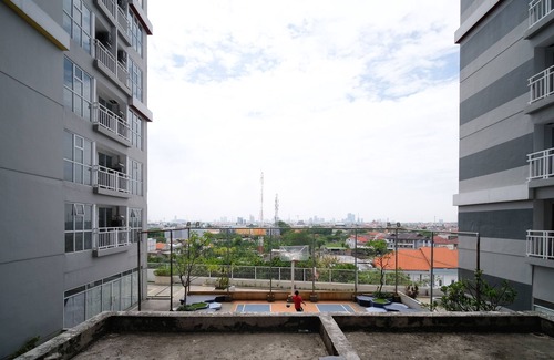 Surabaya Apartamento | Simple And Tidy Studio At Taman Melati Surabaya Apartment