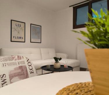 Karditsa Apartamento | Simple home
