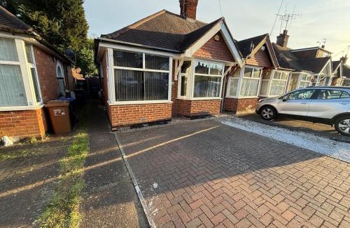 Northampton Apartamento | Simple Luxury 2Bed Cosy Bungalow