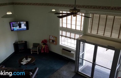 Guymon Hotel | Simple Rewards Inn