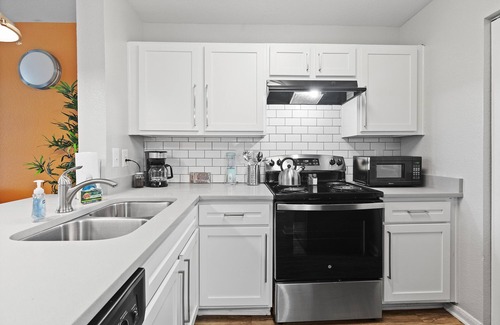 Pleasant Valley Apartamento | Simple & Stylish Home, Free Wi-fi, EV Charging & More