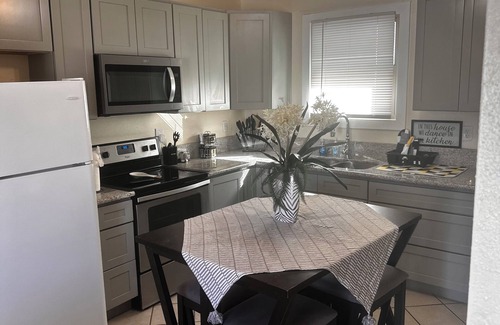 Dixon Casa | Simplicity Stays NOLA