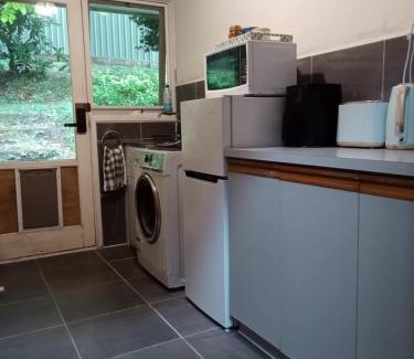 Sassafras Casa | Simply Sassafras - Tree Fern Suite - self-contained