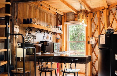 Fancy Gap Cabaña | "Simply Serenity Yurt"- Unique Mountain Getaway w/ Hot Tub on Blue Ridge Parkway