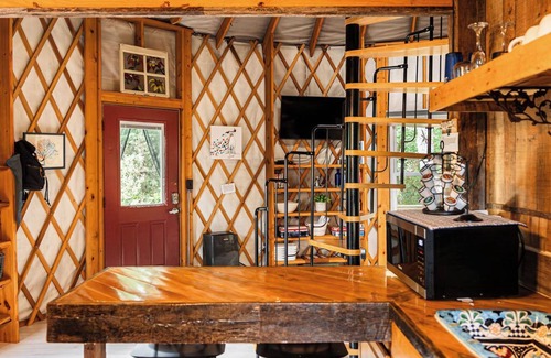 Fancy Gap Cabaña | "Simply Serenity Yurt"- Unique Mountain Getaway w/ Hot Tub on Blue Ridge Parkway