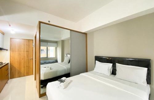 Duren Sawit Apartamento | Simply Studio Room Gateway Park LRT City Jatibening Apartment By Travelio