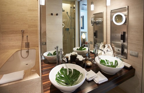 Milan Centre Hotel | Sina The Gray