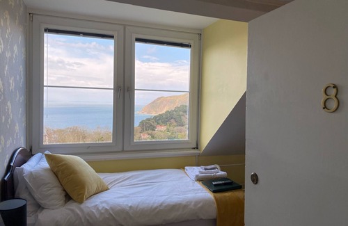 Lynton Casa | Sinai House