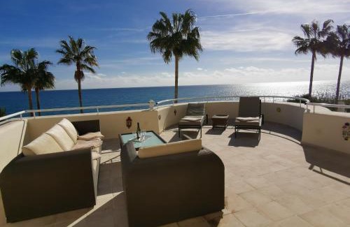 Buenas Noches Apartamento | Sinfonia Del Mar Apartment also LONG TERM RENTALS