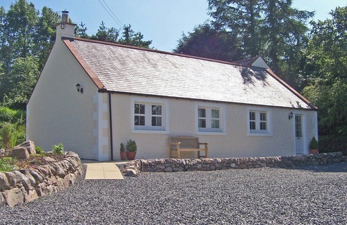 Twynholm Cabaña | Single storey cottage for 4/6 in Twynholm only 3 miles from Kirkcudbright.