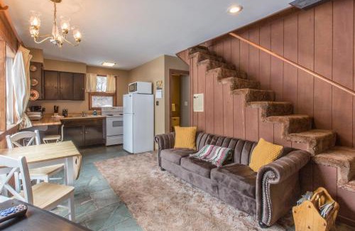 Ridgway Casa | Singer Cabin 2