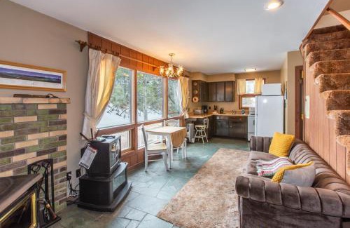 Ridgway Casa | Singer Cabin 2
