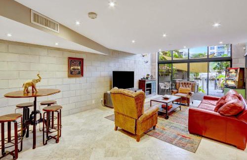 Hendricks and Venice Isles Apartamento | Singer House on the Water