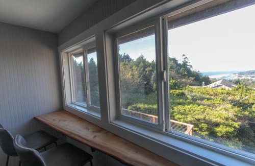Port Orford Casa | Singing Winds