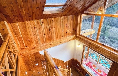 Kullu Apartamento | Singing Woods Kutla