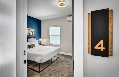 Vista Apartamento | Single Bedroom - Queen Size. Heart of Downtown Vista