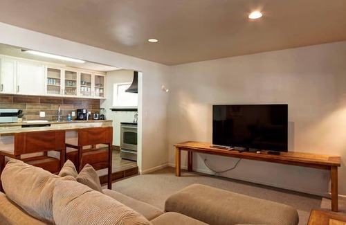 Vail Chalet De Esquí | ¡Gore Creek Home Walk a Slopes, Hospital o ambos pueblos!