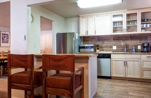 Vail Chalet De Esquí | ¡Gore Creek Home Walk a Slopes, Hospital o ambos pueblos!